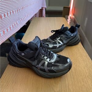 Nike Black and Gray Athletic Shoes